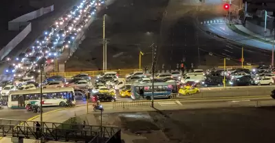 Usuarios tardan ms de 30 minutos en cruzar la nueva Va Expresa Sur.