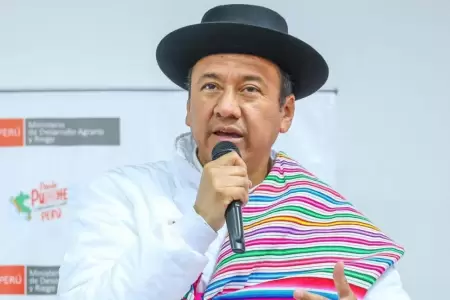 Ministro de Agricultura, ngel Manero.