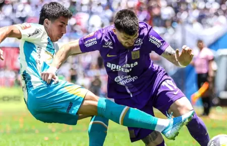 Disputa durante el Alianza Universidad y Alianza Lima.