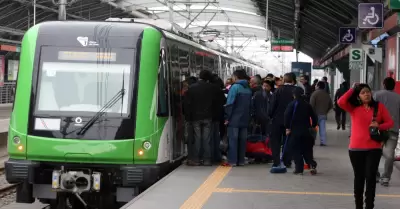 Lnea 1 del Metro presenta alta afluencia de pasajeros