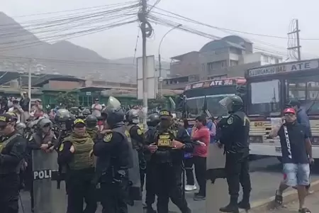 Tensin entre la PNP y transportistas de la 75 en SJL.