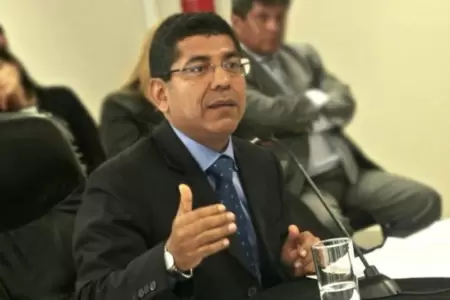 Martn Hurtado deber ser repuesto como juez supremo.