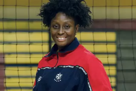 San Martn ficha a la estadounidense Adeola Owokoniran