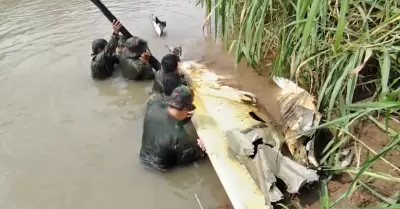 Partes de la avioneta encontrada en Oxapampa.