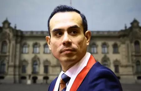 Jos Jer asume la Presidencia.
