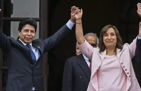 Proyecto de ley le quitara pensin expresidentes vacados.
