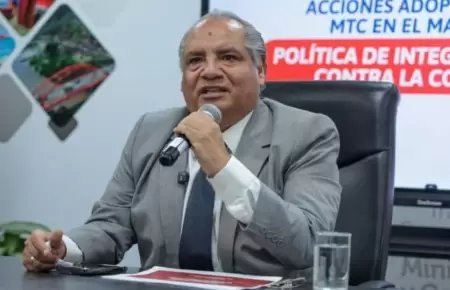 Csar Sandoval Pozo.