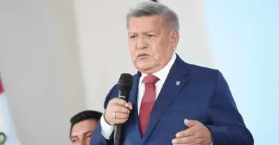 Csar Acua renuncia al Gobierno Regional de La Libertad