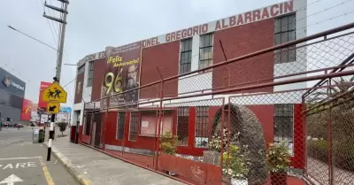 Padre de familia denuncia asalto a su hijo del colegio Gregorio Albarracín.