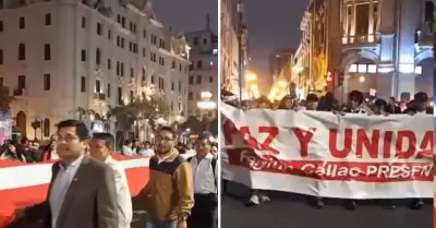Ciudadanos marchan por la paz en la Plaza San Martín
