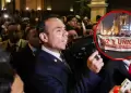 Jos Jer sali de Palacio de Gobierno para dar encuentro a manifestantes: "No perdamos el optimismo"