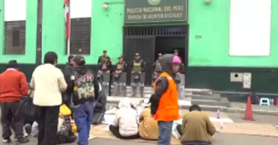 12 jóvenes arrestados en la marcha del 15 de octubre siguen detenidos en el Ríma