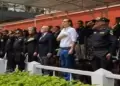 Jos Jer particip en ceremonia de reconocimiento a policas que estuvieron en marcha del 15 de octubre