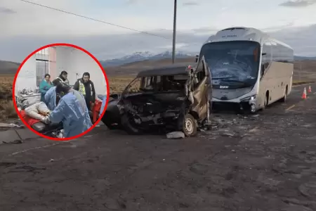 Choque entre minivan y bus deja al menos cinco fallecidos en carretera Juliaca -