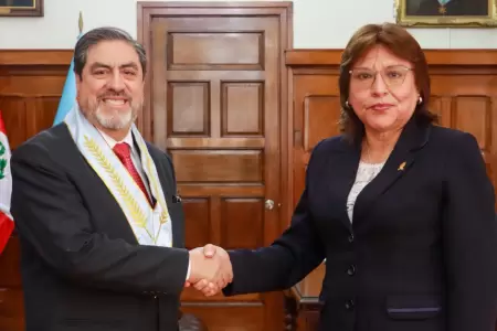 Delia Espinoza se reunin con decano del CAL, Ral Canelo
