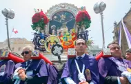 Jos Jer rinde homenaje al Seor de los Milagros: Presidente carg el anda de la sagrada imagen