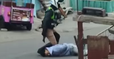 Agente de la PNP captura a sujeto que robó a joven en falso colectivo.
