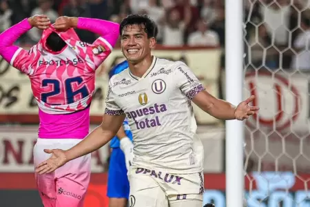 Universitario vence a Ayacucho con gol del 'Tunche' Rivera