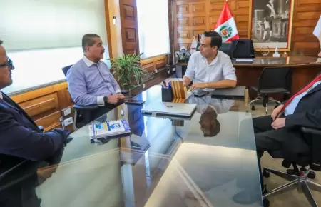 Presidente Jos Jer sostuvo una reunin con el ministro de Salud y viceministro