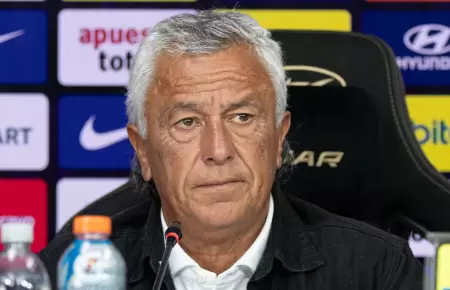 Alianza Lima oficializ la renovacin de 'Pipo' Gorosito.