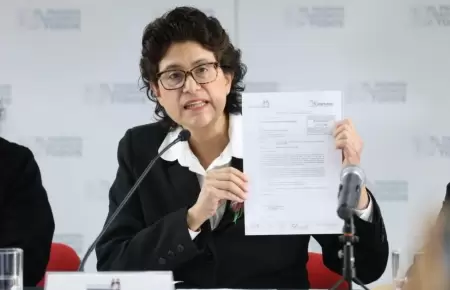 Carmen Velarde.