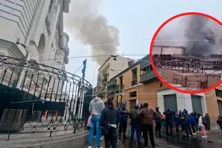 Incendio en Jr. Junn cerca al Congreso.