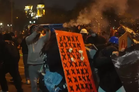 Presentan propuesta para penalizar el uso de pirotcnicos en manifestaciones.