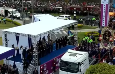 Señor de los Milagros llega al Callao