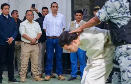Exjefe del INPE cuestiona aparición de José Jerí en operativos.