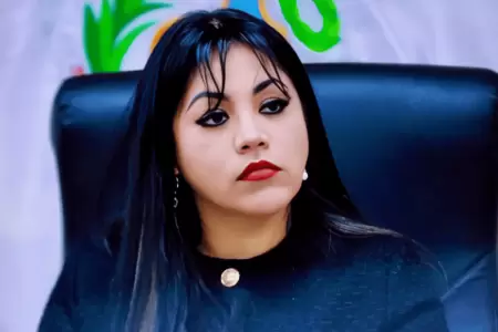 Vivian Olivos formaliz su renuncia irrevocable a la bancada de Fuerza Popular