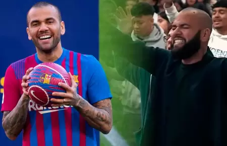 Exfutbolista del Barcelona como predicador.