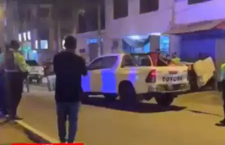 Asesinan a extranjero a balazos frente a colegio en Ate