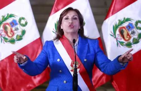 Expresidenta Dina Boluarte investigada por la Fiscal�a.