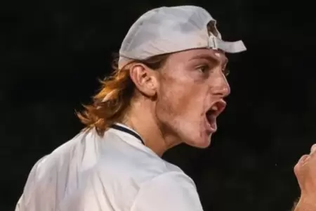 Ignacio Buse avanaza en el Challenger de Lima II.