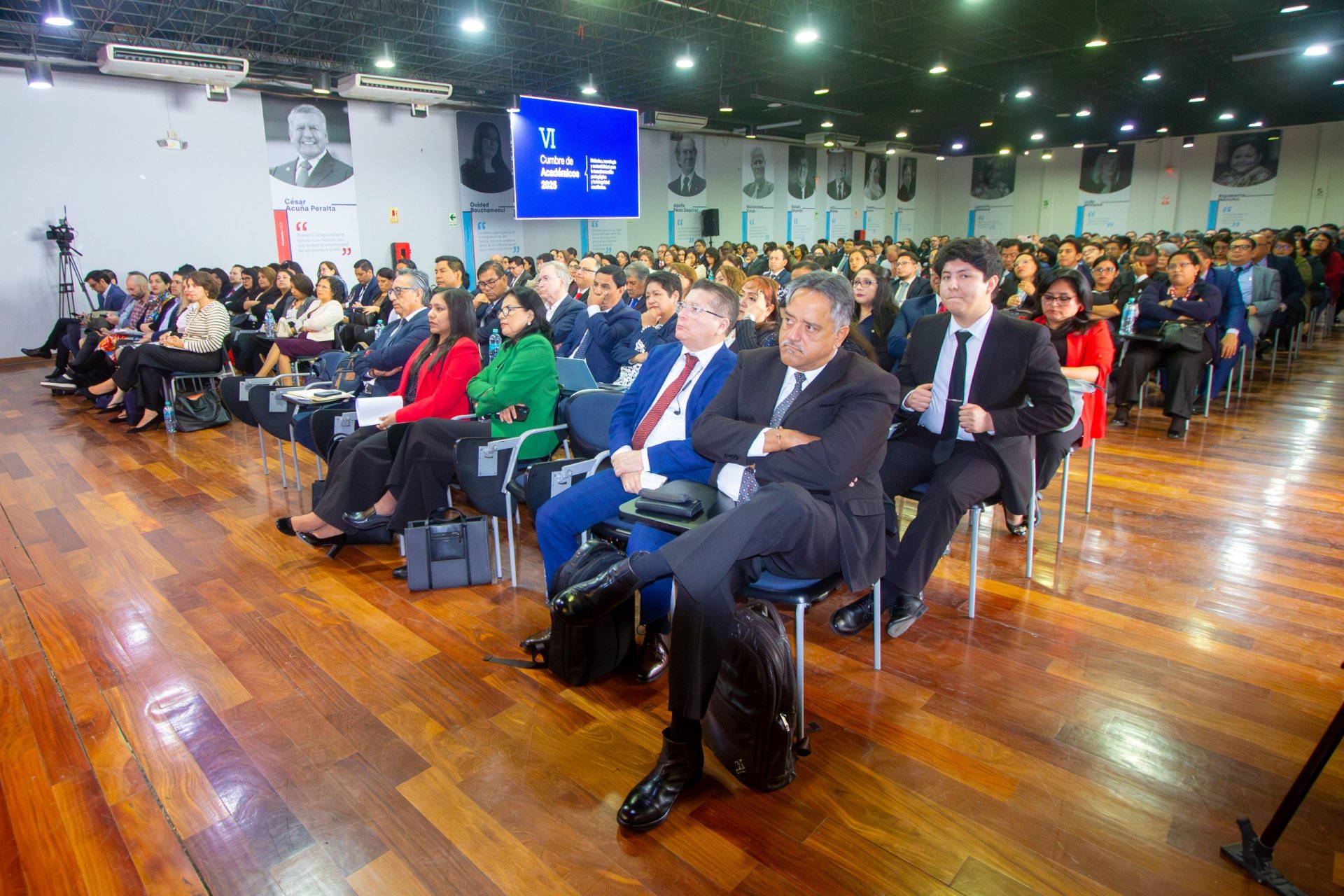 VI Cumbre Académicos 2025,