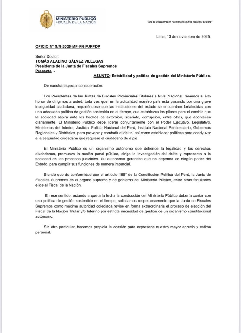 Solicitu presentada po los Presidentes de las Juntas de Fiscales Provinciales Titulares