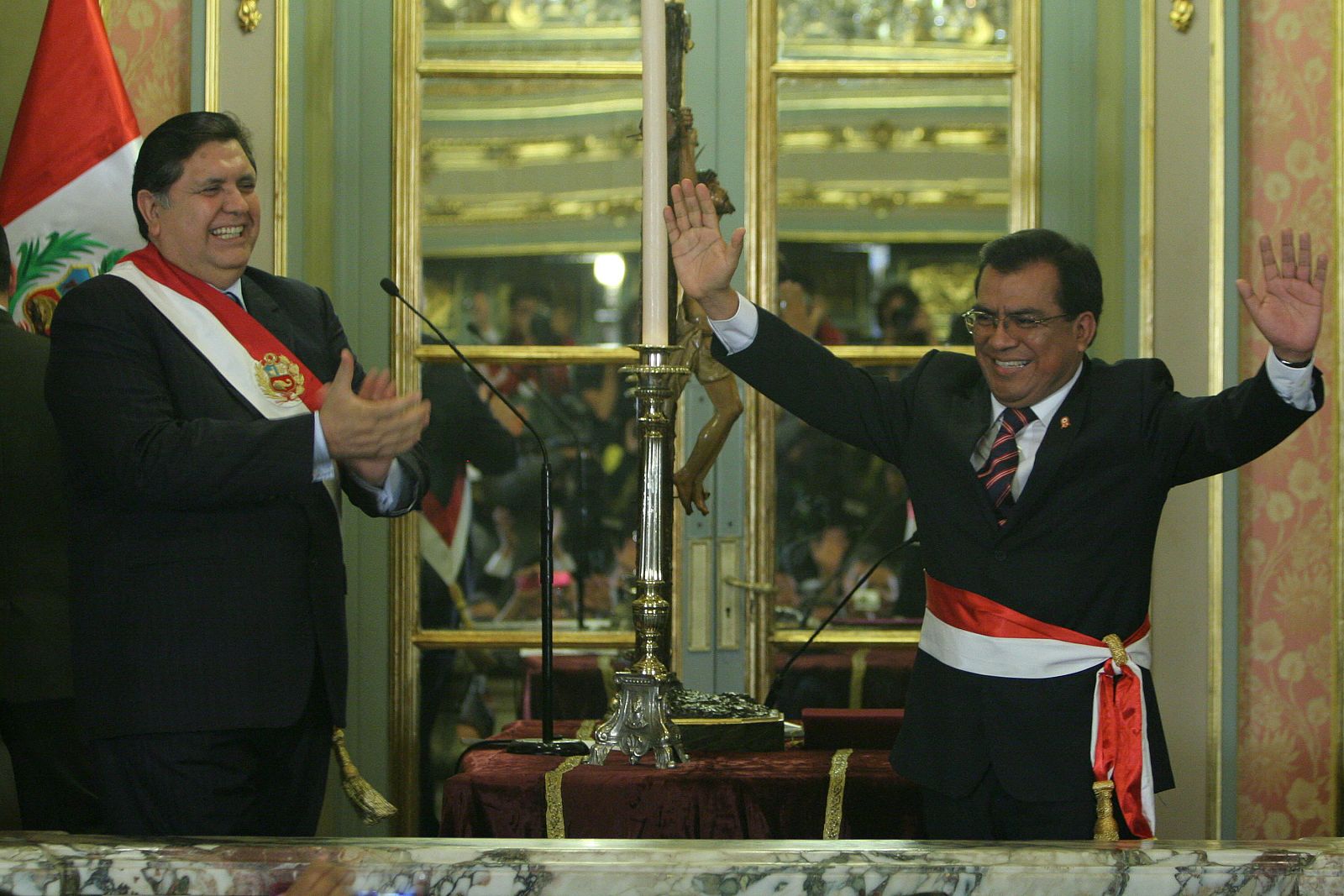 Velásquez Quesquén como titular de la PCM de Alan García en 2009.