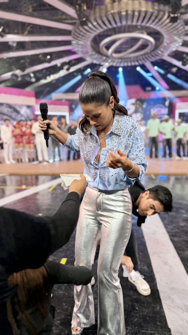 Mara Pa Copello sufre incidente con su ropa.