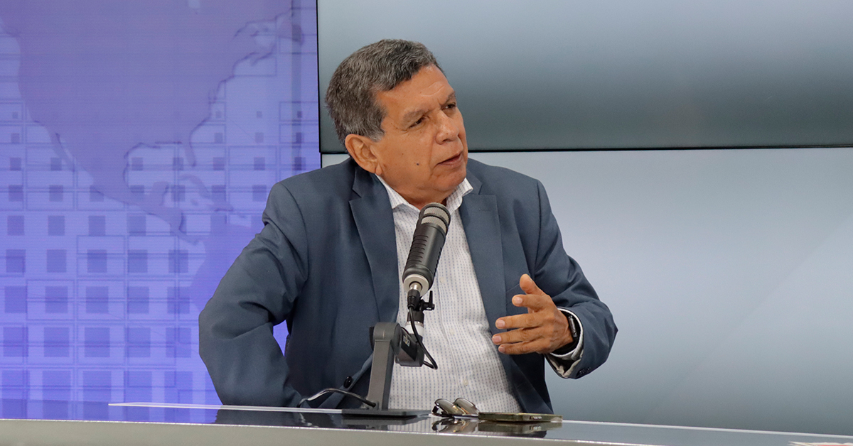 Hernando Cevallos cuestiona condena contra Pedro Castillo: "No se puede de hablar de golpe de Estado sin coordinar con las FF.AA."