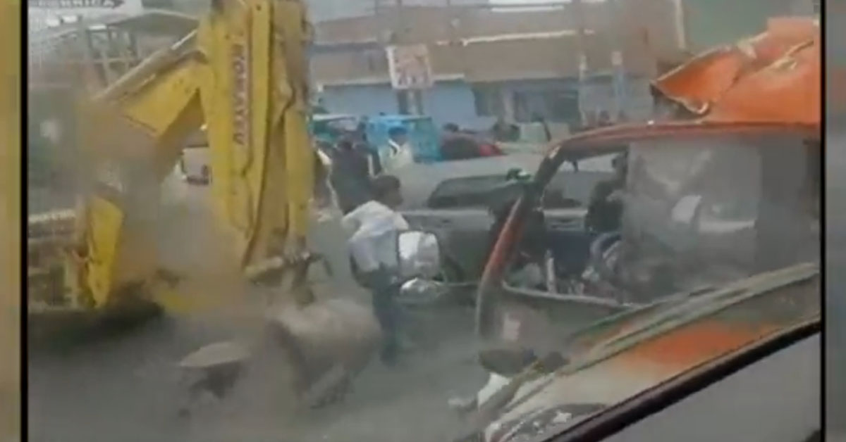 El Anconero protagoniz triple choque en Los Olivos.