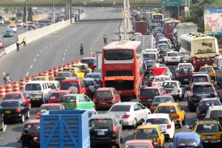 Un persona pierde 542 horas en el trfico