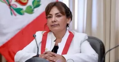 Comisin de tica posterga abrir investigacin contra Alcarrz