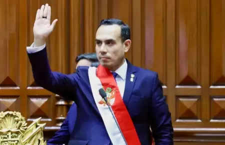 Jos Jer dio importante anuncio en el CADE empresarial.