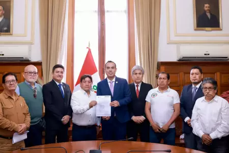 Promulgan ley para fortalecer a los transportistas ante extorsin y sicariato.