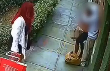 Sujeto asalta a madre e hija con arma blanca en Los Olivos.