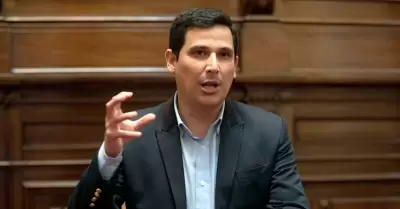 Csar Combina es declarado reo contumaz