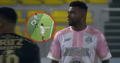 Carlos Ascues y Alexi Gmez reaparecen en 'pichanga' tras ampay