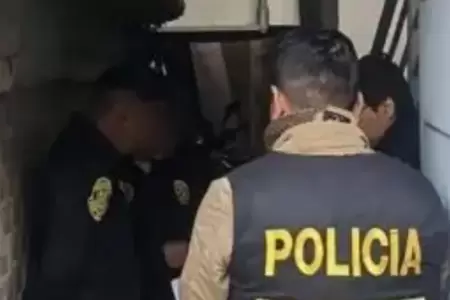 Policas intervenidos por cobro indebido en Ayacucho.