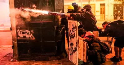 Proponen incrementar las penas a quienes ocultes sus rostros en protestas.