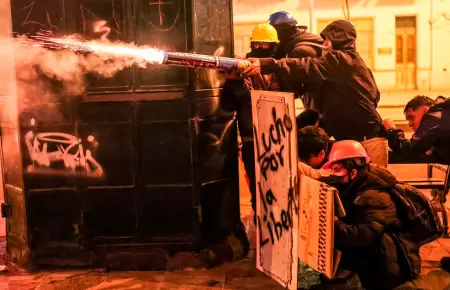 Proponen incrementar las penas a quienes ocultes sus rostros en protestas.